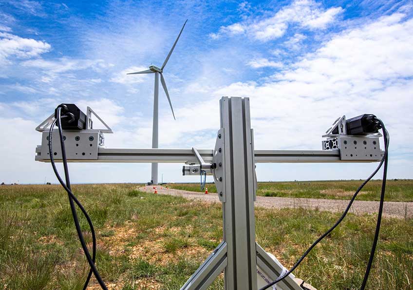 &nbsp;Thermal cameras set up near a wind turbine.