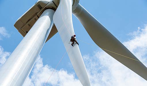 Continue reading about Pushing the Boundaries of Land-Based Rotor Growth