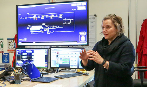 Continue reading about NREL Forms New Research Center, Names Jennifer Kurtz as Leader