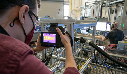 Continue reading about Industry Experts, Researchers Put Charging Systems for Electric Trucks to the Test