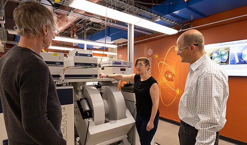 Continue reading about Advanced Spin Resonance Facility Accelerates Fundamental Understanding of Catalytic Mechanisms and Structural Characterization at Level of Electrons