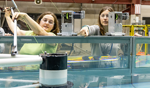 Continue reading about Nora and Hannah Ross testing a floating marine turbine platform in the NLR Sea Wave Environmental Lab.