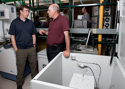 Two researchers in a lab.
